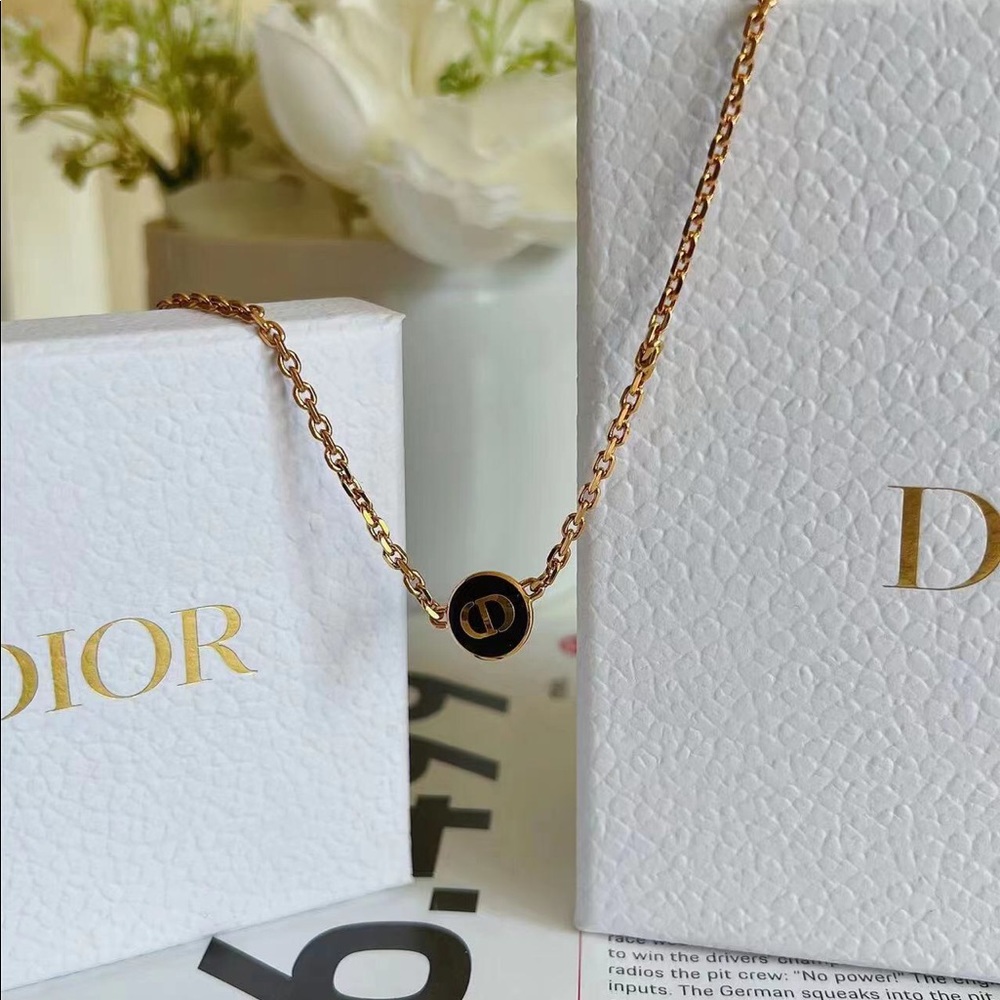 Dior Necklace Black like new